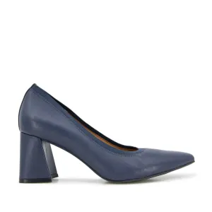 Kenneth Cole Women's Dionne in Navy