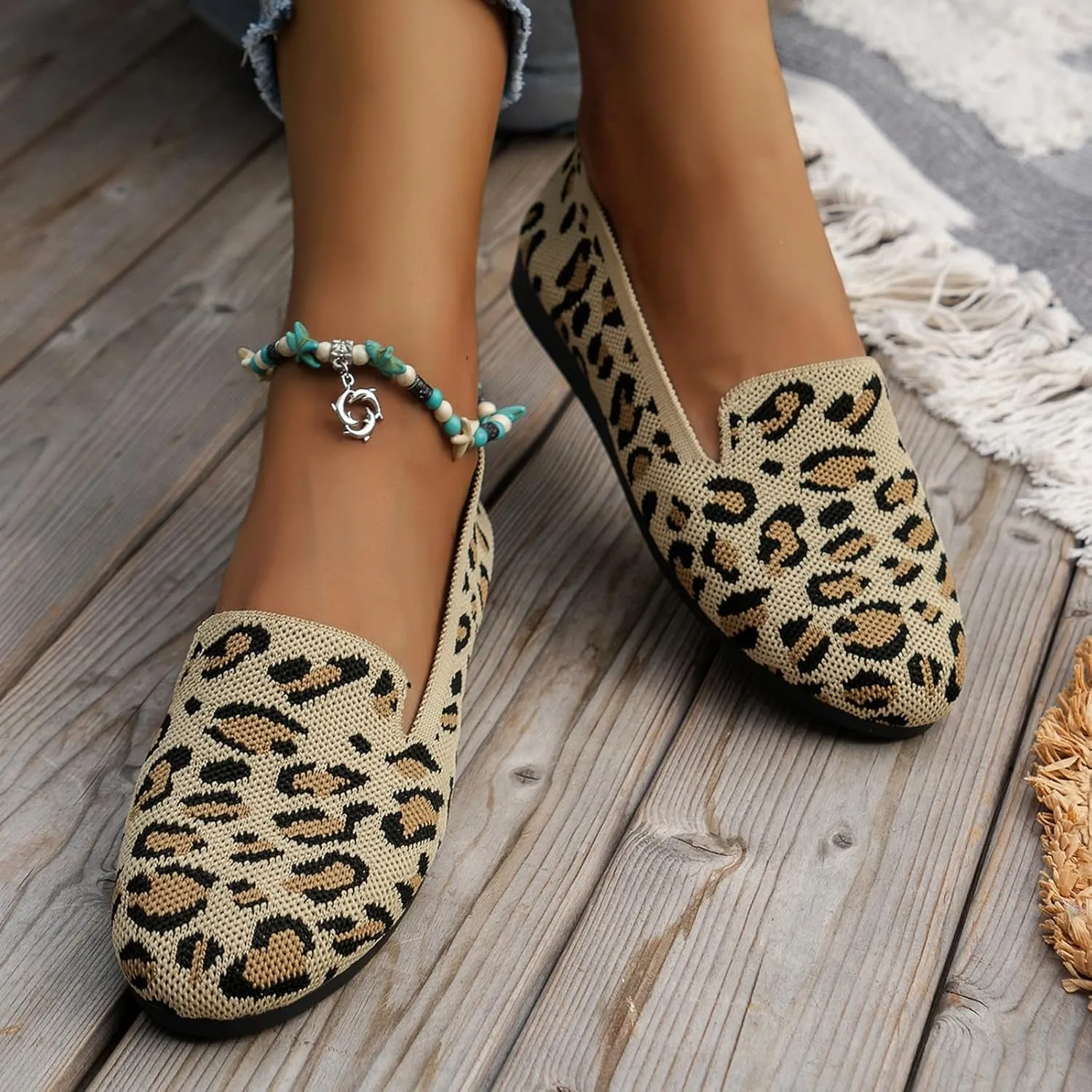Ladies Colour Blocking Round Head Printing Shallow Mouth Flat Bottom Casual Comfortable New Shoes Leather Casual Women