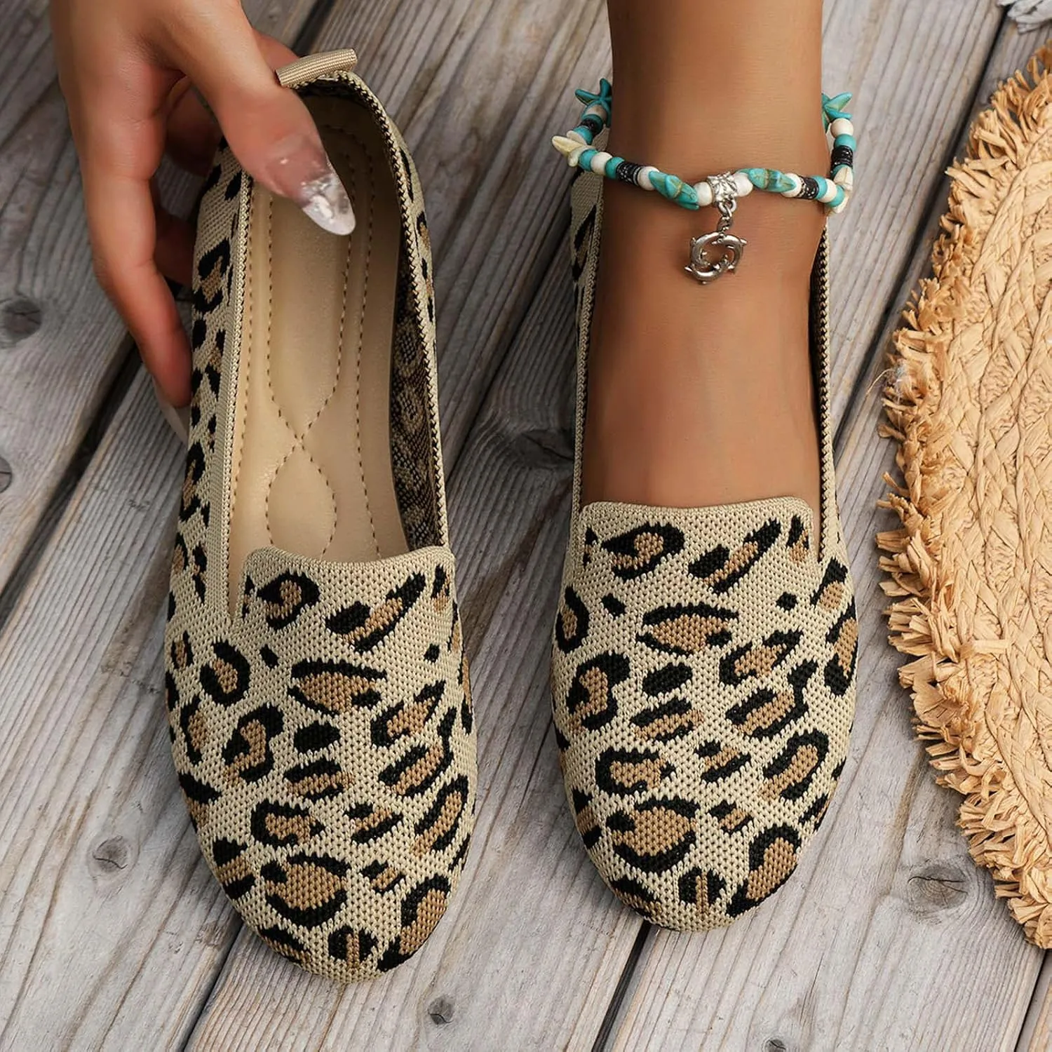 Ladies Colour Blocking Round Head Printing Shallow Mouth Flat Bottom Casual Comfortable New Shoes Leather Casual Women