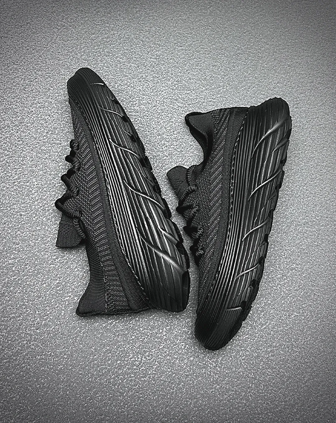 ♂♀Light Mesh Sports Sneakers
