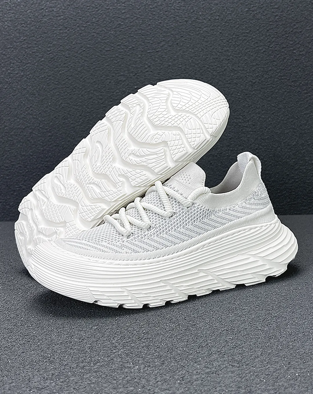 ♂♀Light Mesh Sports Sneakers