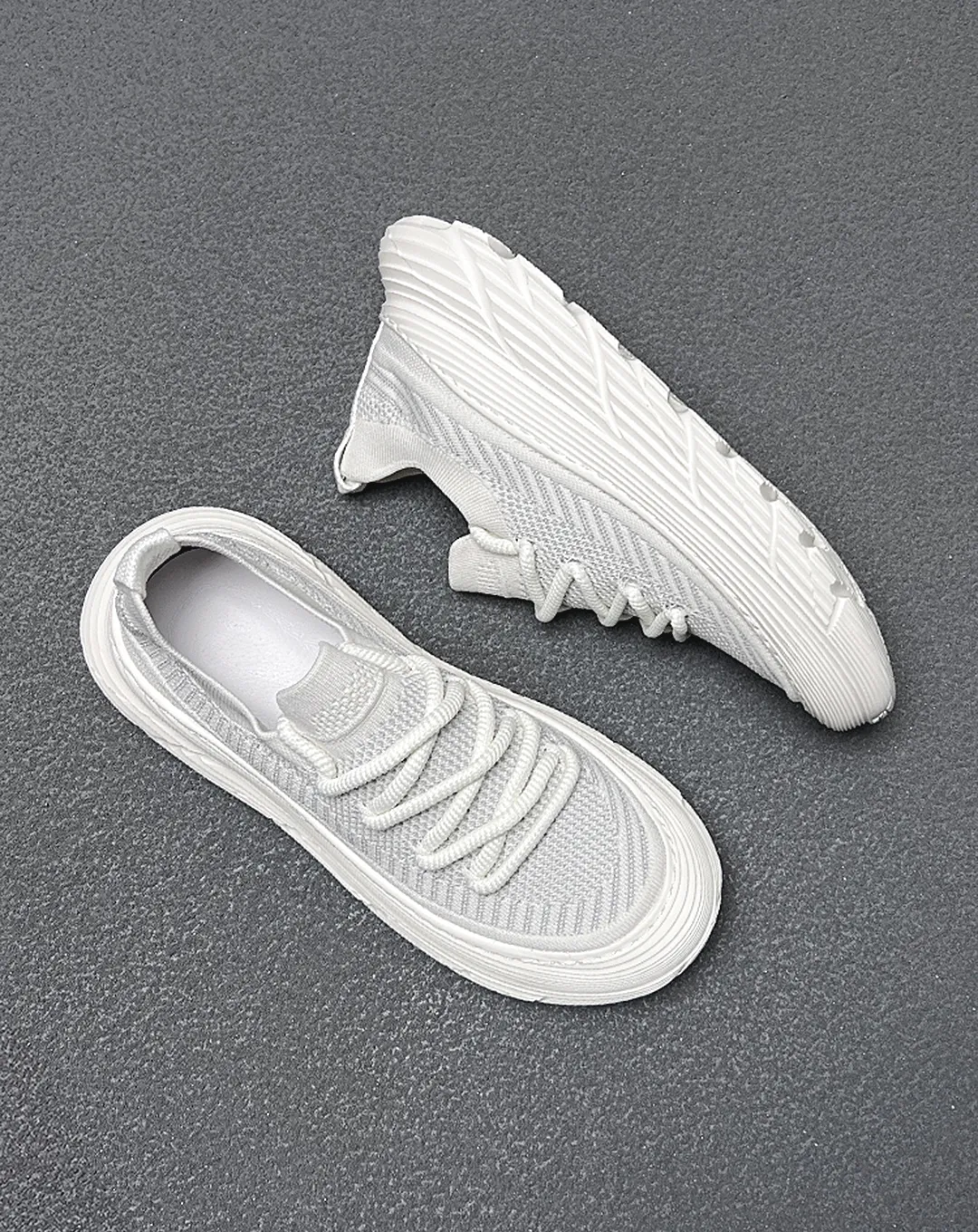 ♂♀Light Mesh Sports Sneakers