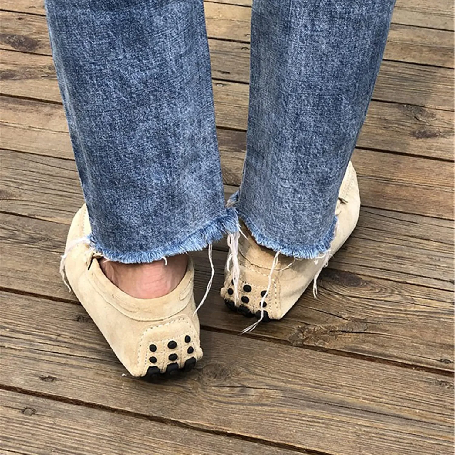 Men's Soft Suede Driving Loafers Shoes Handmade Moccasin Slippers Business Shoes Leather Loafers Casual Shoes for Men Slip On Boat Shoes