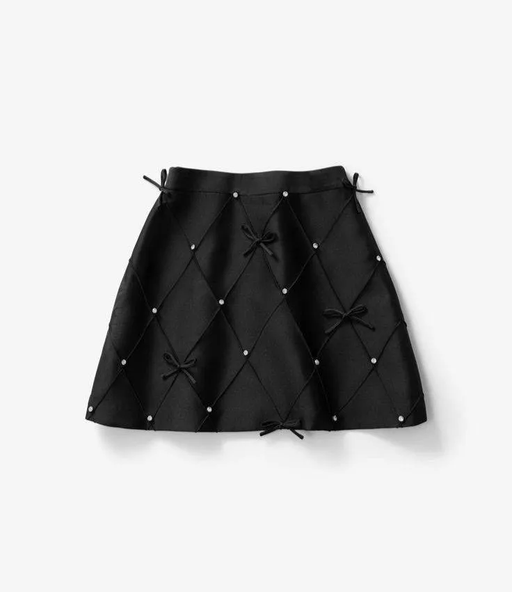 Molly Sweet satin mini skirt – elegant design