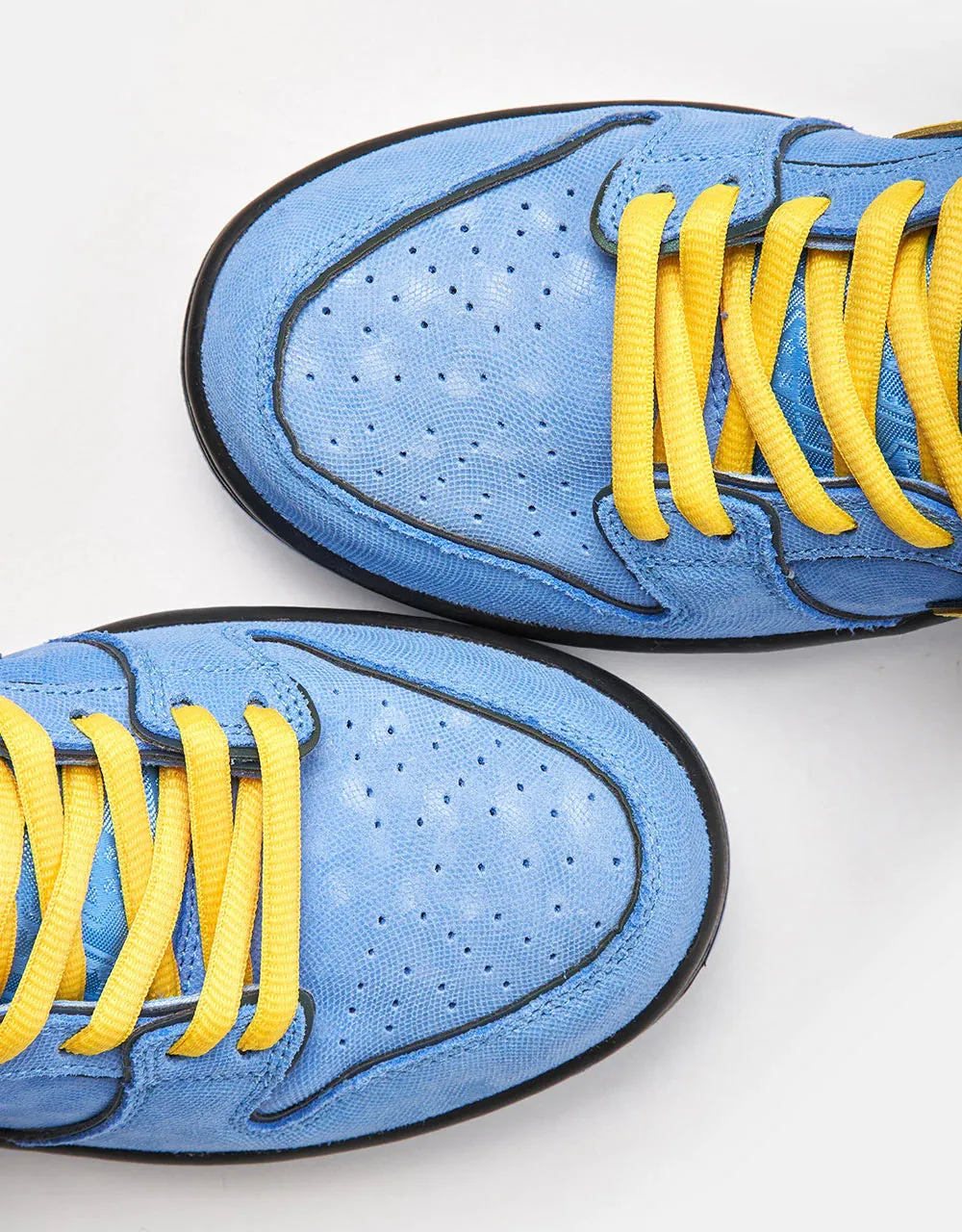 Nike SB Dunk Low Pro QS x The Powerpuff Girls 'Bubbles'