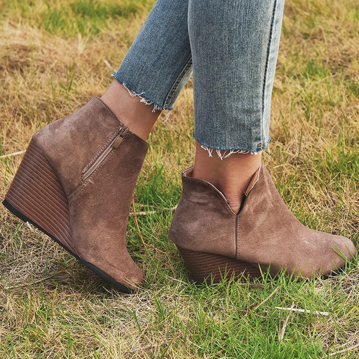 oiangi womens booties and ankle boots Fashion round toe Zipper Suede Casual Wedge Platform high heels Comfortable waterproof Work Chunky shoes