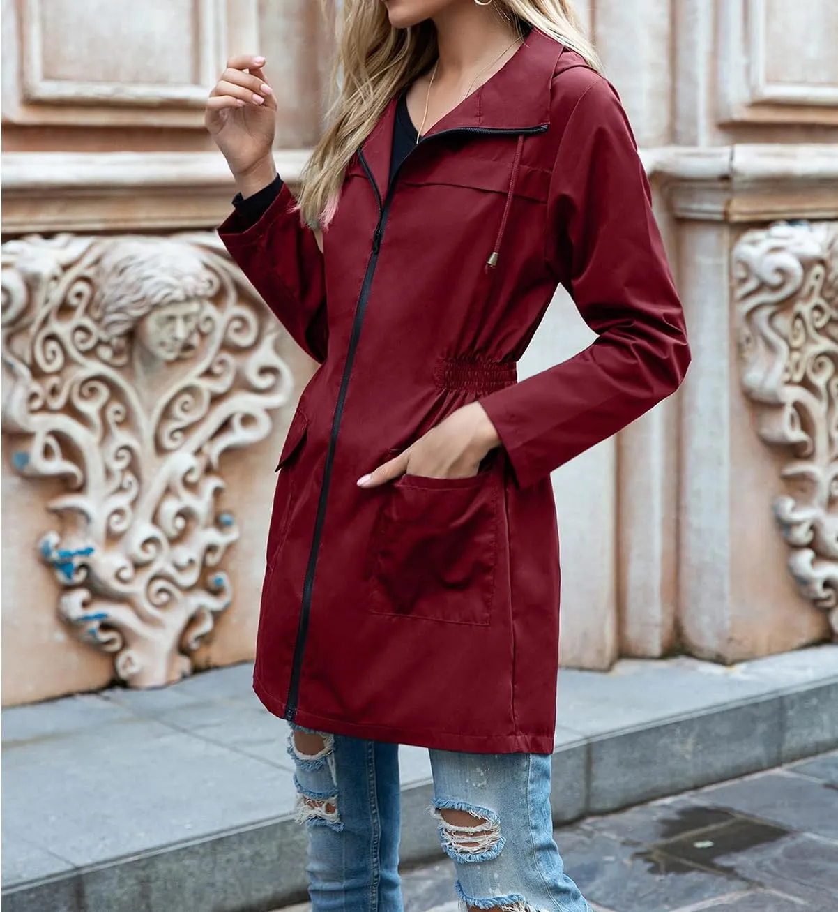 Raincoat Women Lightweight Waterproof Rain Jacket Packable Outdoor Hooded Rain Coat Windproof Adjustable Windbreaker