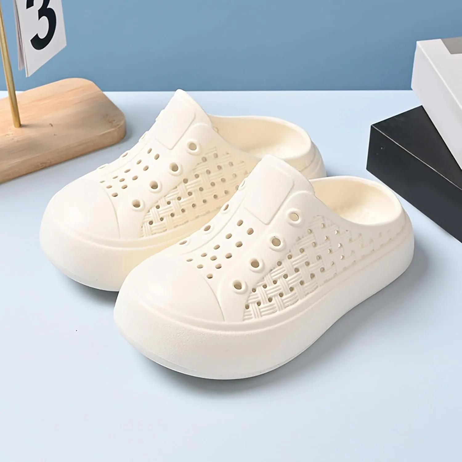 Walking Shoes for Boys Girls Girls Shoes Comfortable Soft Thick Sole One Foot Covered Sandals Fashionable Light Sandals