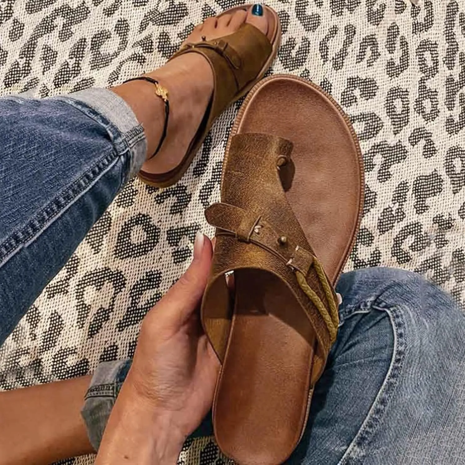 Women's Casual Sandals Wedges Ring Slippers 2025 Open Toe Solid Color Lightweight Orthopedic Sandals Summer Comfy Breathable Casual Beach Travel Shoes