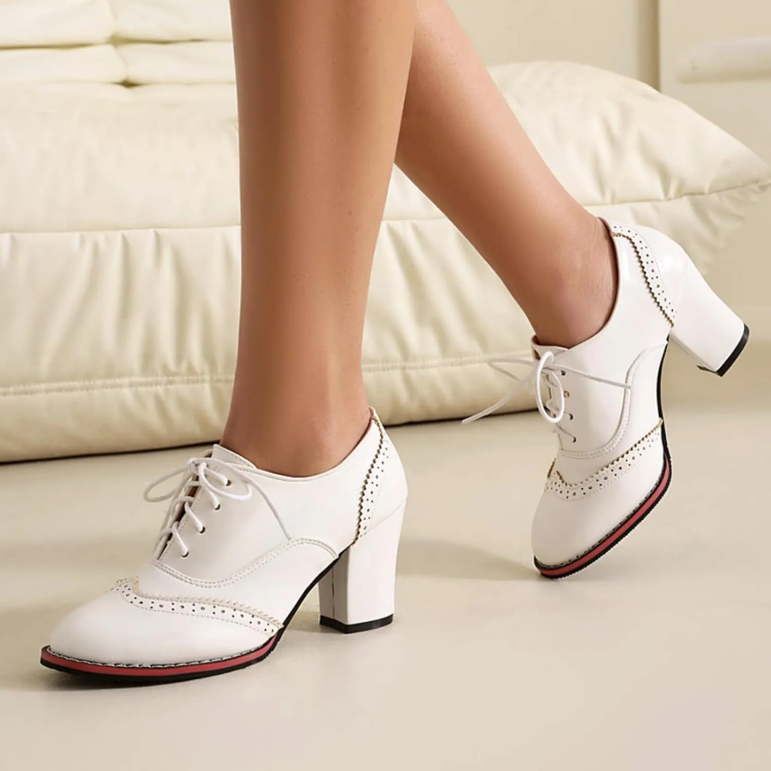 Women's Lace Up Chunky Heeled Oxfords Round Toe Vintage Stacked Block Heels Wingtip Brogues High Heel Dress Pumps