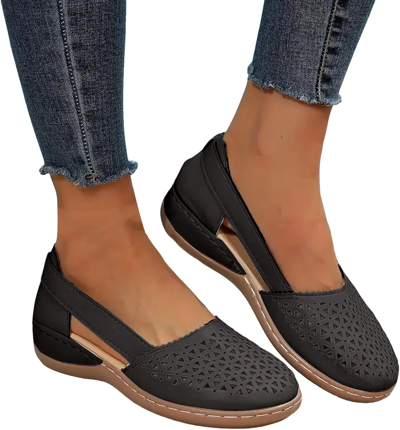 Womens Sandals Leather Casual Hollow Outer Flat Sandal Rubber Sole Comfortable Walking Casual Slip on Summer Shoes